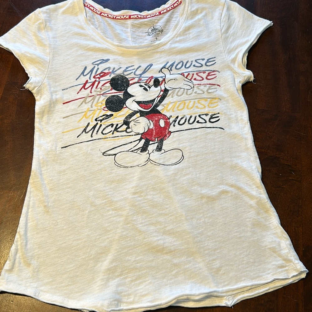 Disney Mickey Mouse Women’s Small Short Sleeve T-shirt with Mickey Mouse